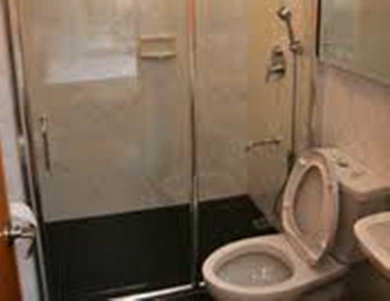 Richville Hotel Mandaluyong Buitenkant foto